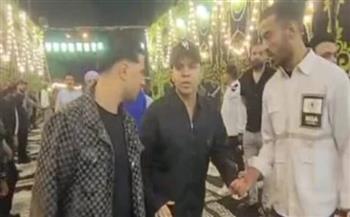 عمر كمال وسمسم شهاب يشاركون في عزاء الراحل إسماعيل الليثي