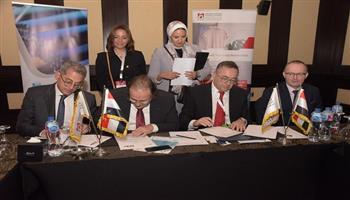 اتفاقية تعاون بين مصر والتشيك لتبادل التدريب وورش العمل والابتكار في صناعة الملابس  