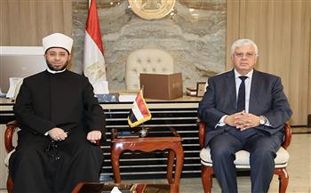 وزيرا التعليم العالي والأوقاف يبحثان تعزيز التعاون واستثمار بنك المعرفة لدعم الأئمة  