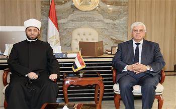 وزيرا التعليم العالي والأوقاف يبحثان تعزيز التعاون واستثمار بنك المعرفة لدعم الأئمة  