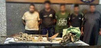 القبض على 5 أشخاص ينقبون عن الآثار داخل عقار في المطرية