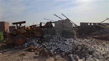 محافظ الجيزة: تنفيذ 16 حالة إزالة لمخالفات بناء وتعديات على الأراضي الزراعية 