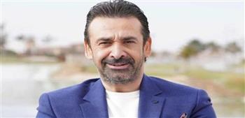 برسالة مؤثرة.. كريم عبد العزيز يهنئ والده بجائزة "الهرم الذهبي"