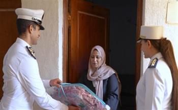 تحت شعار "بداية شتاء دافئ".. الداخلية توزع المستلزمات الشتوية على الأكثر احتياجًا