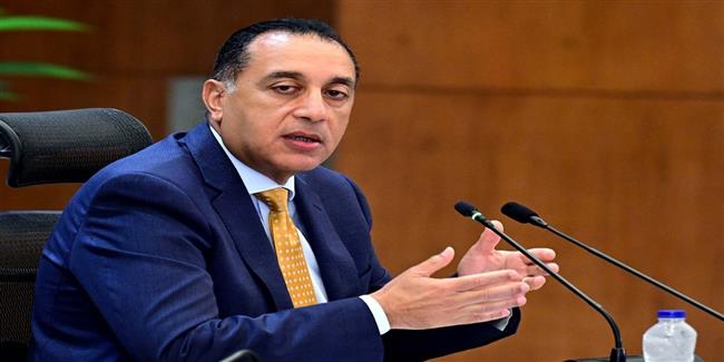 مدبولي يبحث مع وزير البترول جهود زيادة الإنتاج ونتائج كشف جديد للغاز بالصحراء الغربية