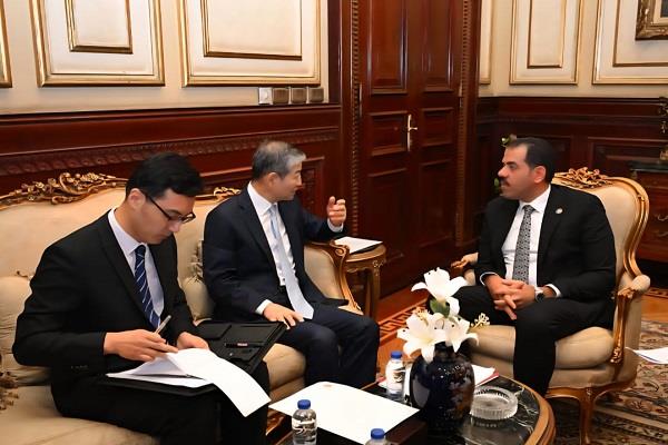 أمين عام مجلس الشيوخ يستقبل السفير الصيني لتعزيز التعاون البرلماني بين مصر والصين