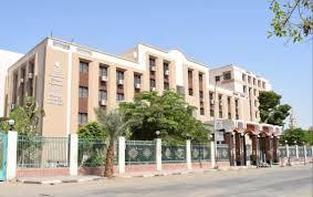 جامعة سوهاج: فريق جراحة المخ والأعصاب بالجامعة يجري 15 عملية خلال 24 ساعة    