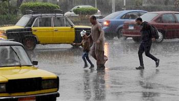 أمطار غزيرة وموجة من البرق والرعد على الإسكندرية