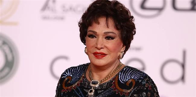 لبلبة في القاهرة السينمائي : محمد عبد العزيز علمني الكوميديا 