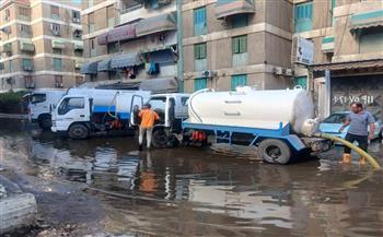 نائب محافظ بورسعيد يتابع ميداني جهود الأطقم الفنية في رفع وسحب مياه الأمطار