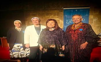 في صالون "نفرتيتي" الثقافي.. سهير حواس تكشف عن خرائط تاريخية نادرة لعمارة القاهرة وعمرانها