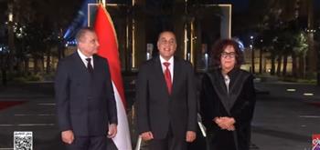 مدبولي يشهد مراسم توقيع عقد إدارة وتشغيل مدرسة للحرف اليدوية في درب التبانة