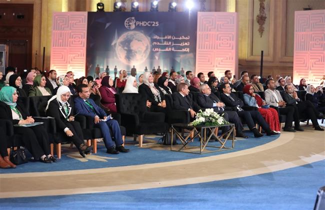 "التنمية المحلية" تستعرض نهجًا متكاملًا للحوكمة في مواجهة التحديات السكانية والمناخية