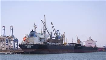 ميناء دمياط يستقبل 11 سفينة خلال 24 ساعة