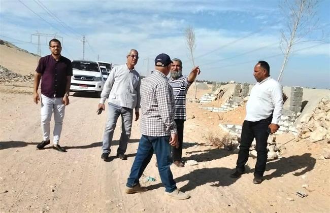 محافظ أسيوط يتابع أعمال توسعة طريق الضغط العالي بديروط بطول 12 كم استعدادًا لبدء الرصف