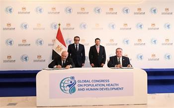 للحفاظ على صحة الرياضيين.. وزيرا الرياضة والصحة يشهدان توقيع مذكرة تفاهم مشتركة