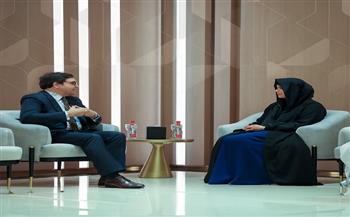 وزير الثقافة يلتقي رئيس هيئة الثقافة والفنون بدبي لبحث التعاون في مجال المتاحف