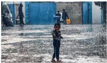 "الدولية لدعم فلسطين": حالة الطقس تُزيد معاناة النازحين الفلسطينيين داخل الخيام