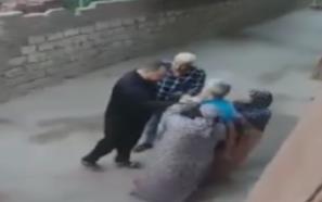 ضبط طرفي مشاجرة بسبب خلافات الجيرة في الشرقية