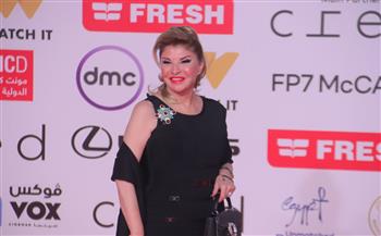 هالة سرحان تتألق بإطلالة أنيقة في مهرجان القاهرة السينمائي الدولي