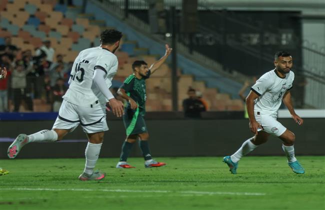 15 دقيقة.. التعادل السلبي مستمر بين منتخب مصر الثاني والجزائر وديا