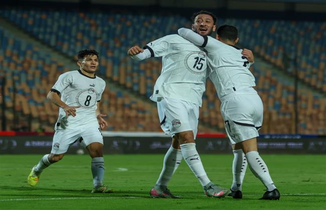 التعادل السلبي يحسم الشوط الأول من مباراة منتخب مصر الثاني مع الجزائر 