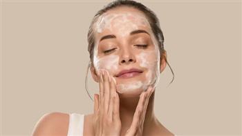 عصير الجمال الخارق.. مشروب طبيعي يعيد لبشرتك النضارة والشباب الدائم