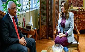  وزيرة التنمية المحلية تبحث مع محافظ شمال سيناء الموقف التنفيذي للمشروعات التنموية والخدمية 