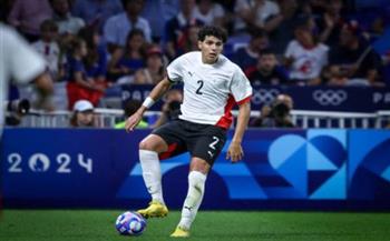 شوبير: الأهلي يفاضل بين عمر فايد والجزار لتدعيم خط الدفاع