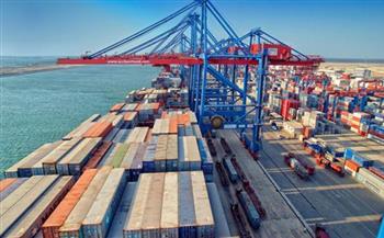 الموانئ.. «ملاذ» الأسواق الدولية