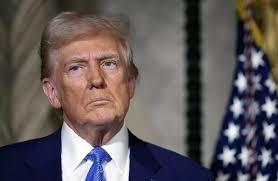 مسؤولان أمريكيان: ترامب يوازن بين الضغط العسكري وخيار الدبلوماسية مع فنزويلا