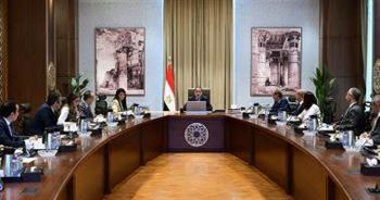 رئيس الوزراء يتابع مع وزير المالية عددا من ملفات عمل الوزارة