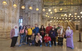 «أتوبيس الفن الجميل» يصطحب الأطفال في جولة تثقيفية بقلعة صلاح الدين 