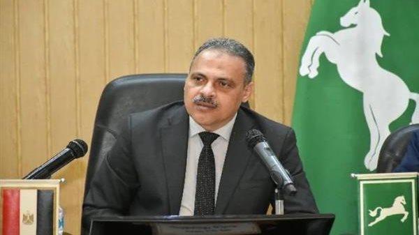 محافظ الشرقية: رصف وتطوير طريق النكارية- القنايات بتكلفة 30 مليون جنيه