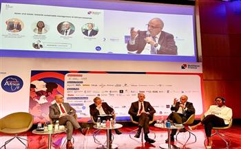 سويلم يشارك في فعاليات مؤتمر "طموح أفريقيا" المنعقد بالعاصمة الفرنسية باريس