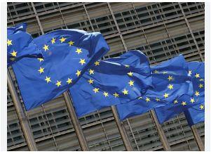 مدير "جي إس إم للدراسات": لا بد من تدعيم استقلال أوروبا بشكل كامل عن أمريكا