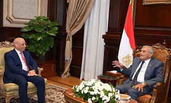 رئيس مجلس الشيوخ يشيد بعمق العلاقات التاريخية بين مصر والعراق
