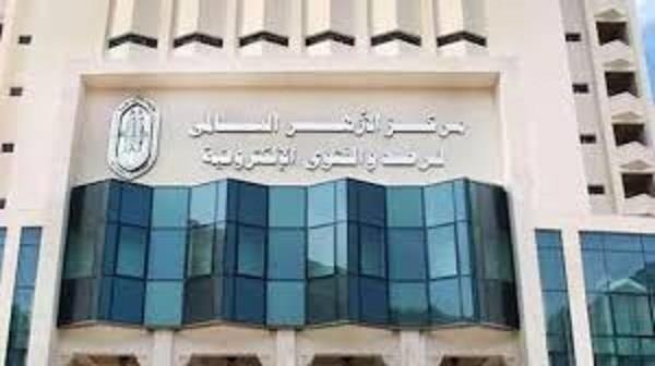 الأزهر للفتوى يوضح حكم الصلاة على الكرسي في المسجد