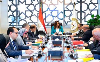 وزيرة التنمية المحلية والقائم بأعمال وزير البيئة تترأس الاجتماع الـ23 لمجلس إدارة صندوق حماية البيئة