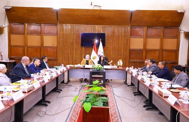 وزيرة التضامن تترأس اجتماع مجلس إدارة المركز القومي للبحوث الاجتماعية والجنائية 