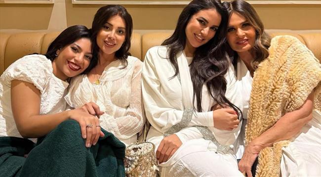 درة تودع تصوير فيلم "الست لما"