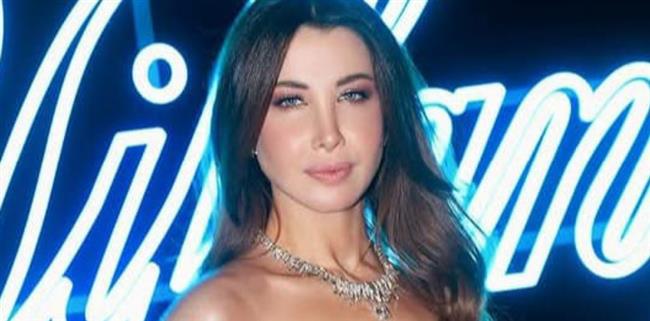 نانسي عجرم في ظهور جذاب  بحفل دار مجوهرات