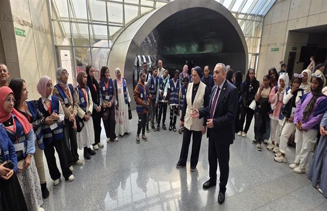 رئيسة المجلس القومي للطفولة تصطحب أطفال حلايب وشلاتين والوادي الجديد لزيارة مقر المجلس ومتحف الحضارة