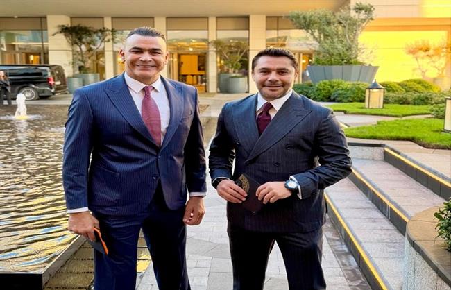 حفل جوائز الكاف.. وصول أحمد حسن وعصام الحضري للمشاركة في الحدث