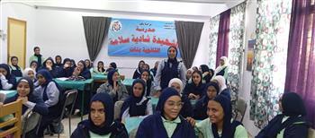 محاضرات تثقيفية وتوعوية لطلاب المدارس ضمن أنشطة الثقافة في السويس