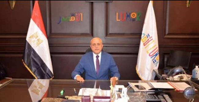 محافظ الأقصر: لن نسمح بأي تقصير في خدمة المرضى وتوفير الأدوية أولوية قصوى