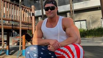 وفاة لاعب كمال أجسام بسبب حزنه على قطّته