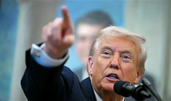 "قرد هارب خطير على البشر".. ترامب يشنّ هجومًا على إعلامي شهير