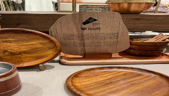 منتجات شباب جهاز تنمية المشروعات تزين "بيت الهدايا" بالمتحف المصري الكبير