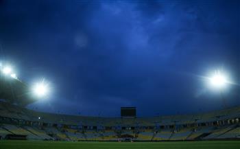 الدوري الممتاز.. ملعب برج العرب يتزين قبل لقاء الأهلي والمصري| صور